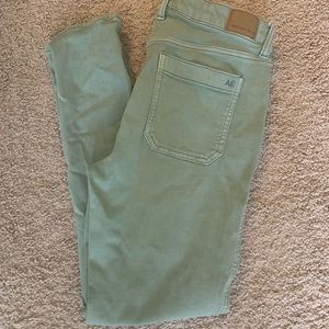 HI-RISE AMERICAN EAGLE JEGGING